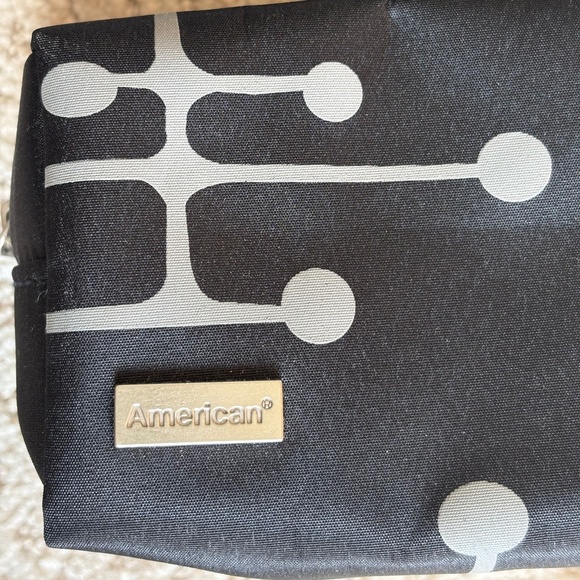 American Airlines Eames dot print amenity travel bag - Picture 4 of 11